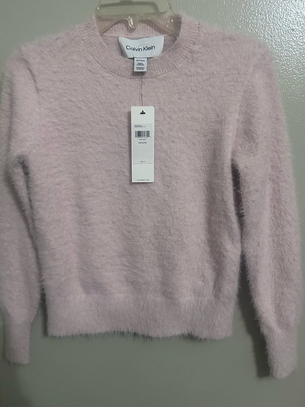 NWT Calvin Klein Women's Pink Fuzzy Eyelash Knit Crewneck Sweater Size XS $119